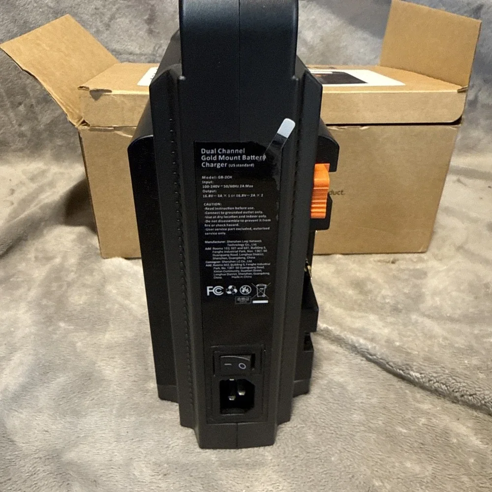 SmallRig 4679 Dual Channel Battery Charger for Camera, 16.8V, AC Power